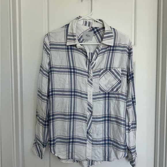 Rails Tops - Rails Hunter Flannel Blue and White Plaid Button-Up Shirt Size Small